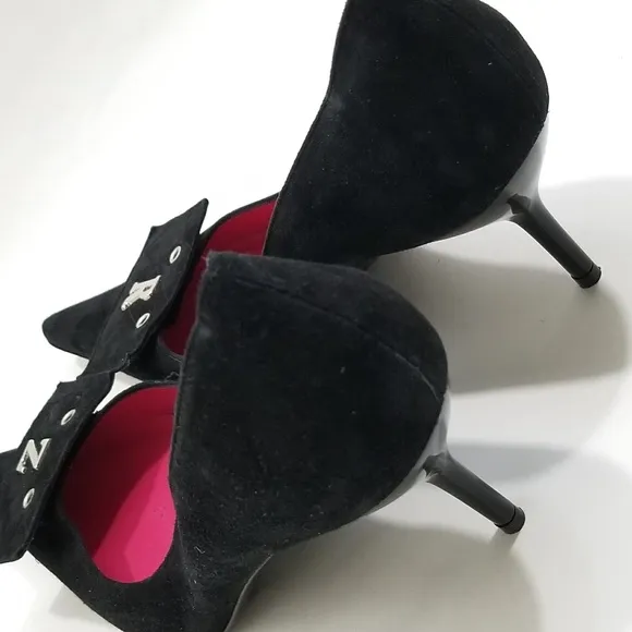 Rodolfo Zengarini Suede RZ Italy Pointed Toe Pumps