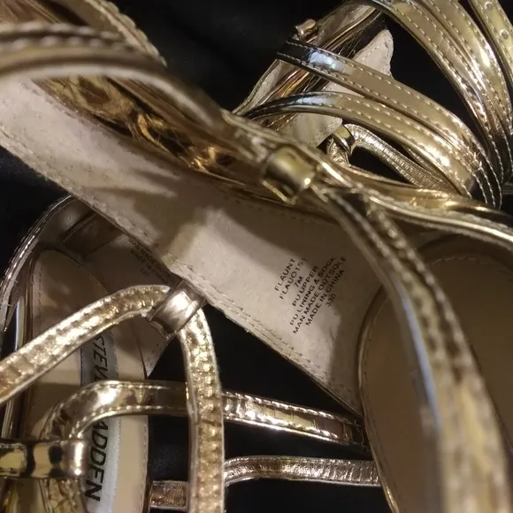 Rose Gold Steve Madden gladiators Heels  Size 7