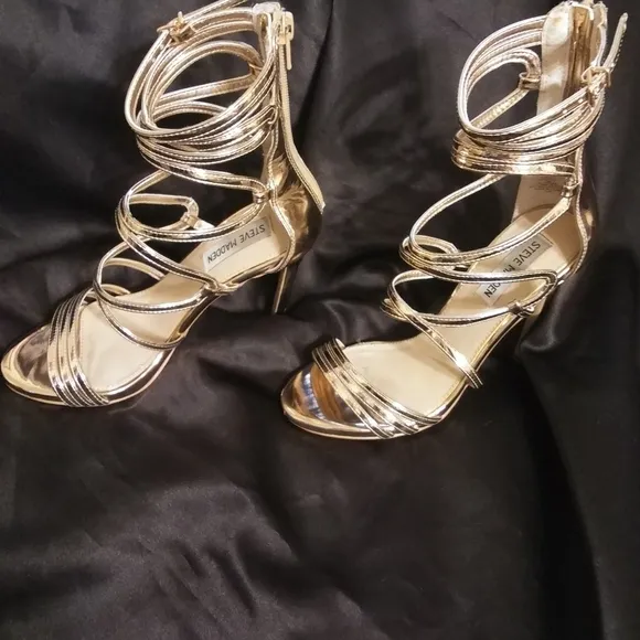 Rose Gold Steve Madden gladiators Heels  Size 7