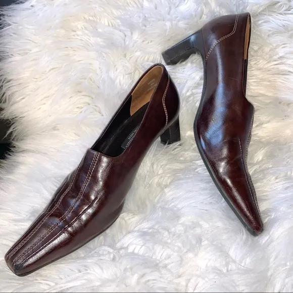 s l e e k :: Paul Green Square Toe Leather Pumps Heels