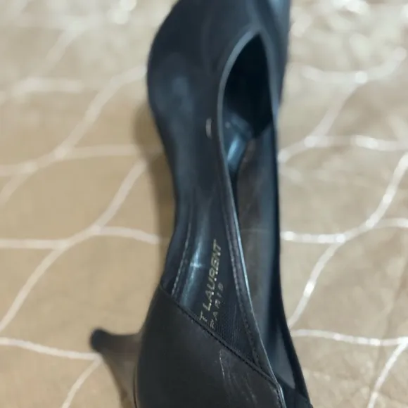 Saint Laurent Black Leather Heels Pointed Toe