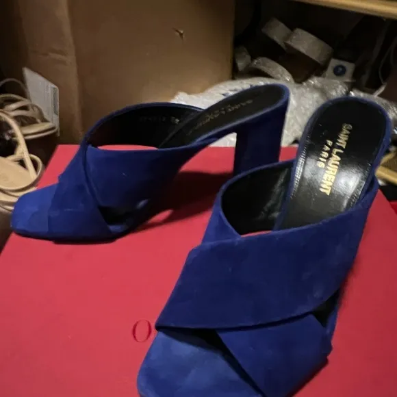 Saint Laurent loulou blue mules