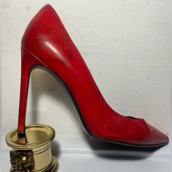 Saint Laurent red leather pointed toe heels pumps sz 36.5 made in italy As is