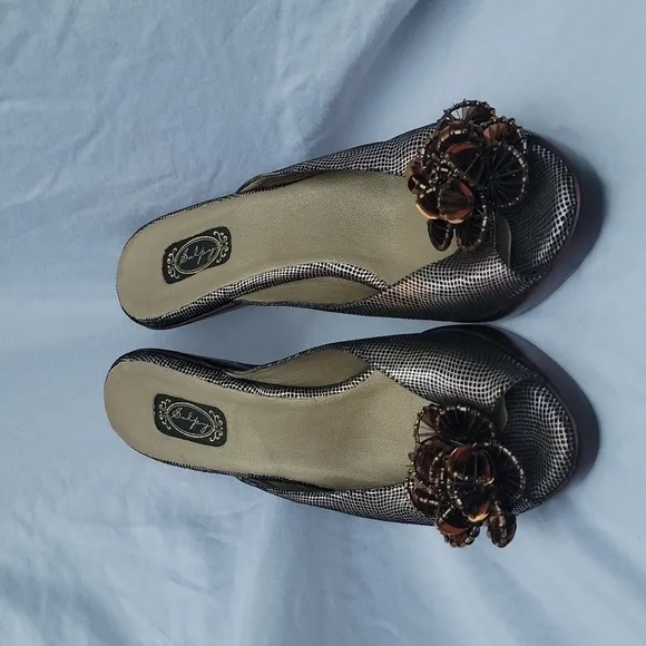 SALPY gold slip-on mules