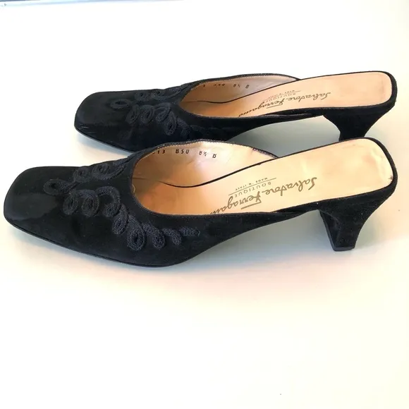 Salvatore Ferragamo Black Suede Mules Kitten Heel Embroidered Design Women’s 8.5