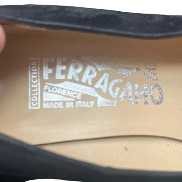 Salvatore Ferragamo Black Velvet Pump Size 9 Pointed Toe Italian 3” Quiet Luxury