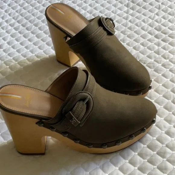 Sam Edelman Nyla Brown Suede Mules