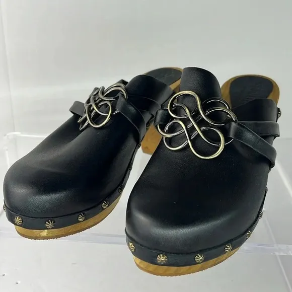 Sanita Open Back Leather Clog Keltic Knot Studded Wooden Block Heel Mules Sz 39