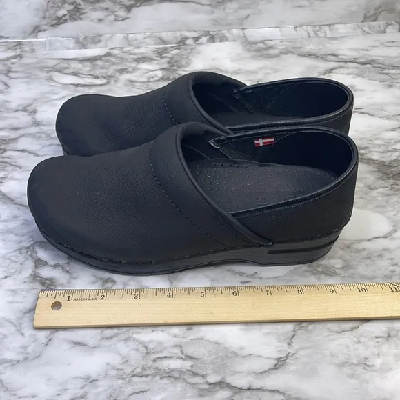 Sanita Original Professional Textured Women Clogs Slippers garden shoes 38(6.5-7