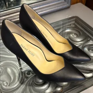 Sarah Flint EU 38 or US 7.5 or 8 Black Leather Women's Perfect Pumps