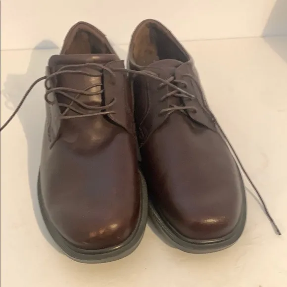SAS Brown Leather Oxfords with Polished Finish