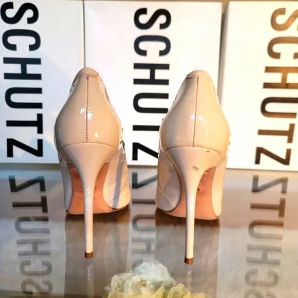 Schutz Caiolea Size 8.5 Patent Leather Stiletto Pumps Heels Pointed-Toe