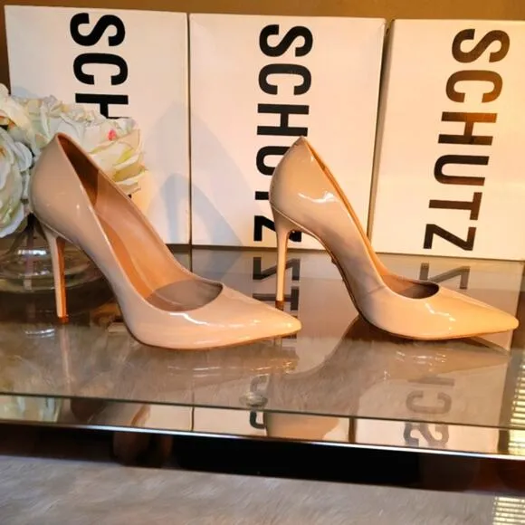 Schutz Caiolea Size 8.5 Patent Leather Stiletto Pumps Heels Pointed-Toe