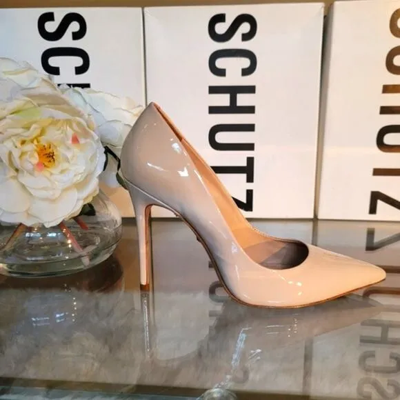 Schutz Caiolea Size 8.5 Patent Leather Stiletto Pumps Heels Pointed-Toe