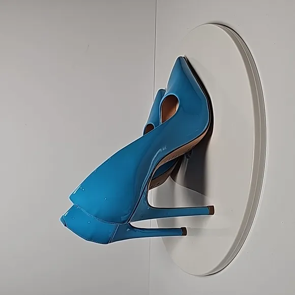 Schutz Lou Patent Leather Pump High Heels Stilleto Pointed Toe Blue Ocean 5.5
