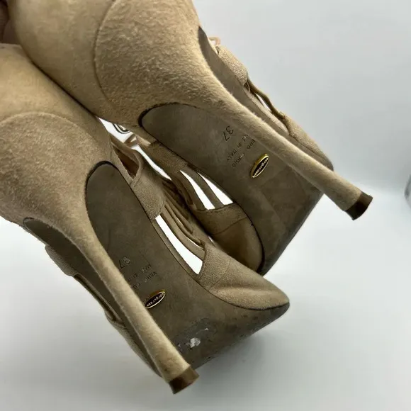 Sergio Rossi Beige/nude colored strappy heels with Ladder Detail sz 37