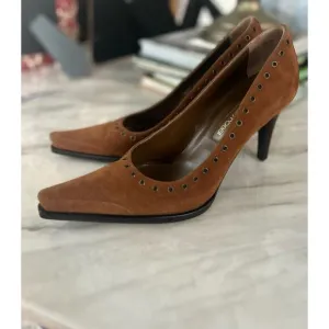 Sergio Rossi Brown Suede Leather Pointed Toe Grommet Studded Heels (size 9)