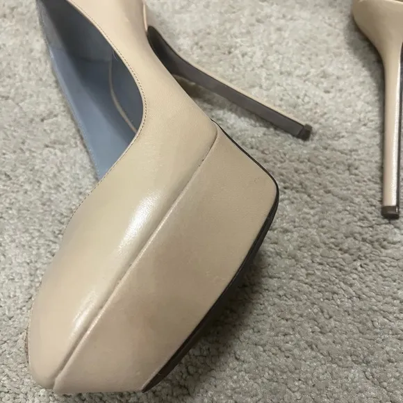 Sergio Rossi Tan Stiletto Heels Classic Pump Style