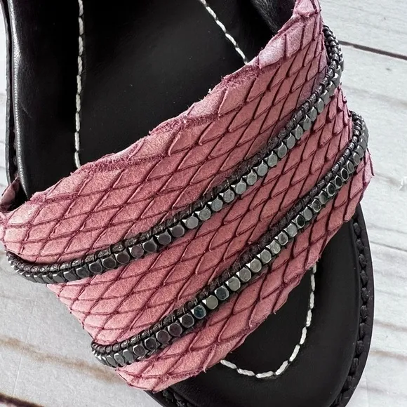 Seven for all Mankind Black and Pink Strappy Heels size 7