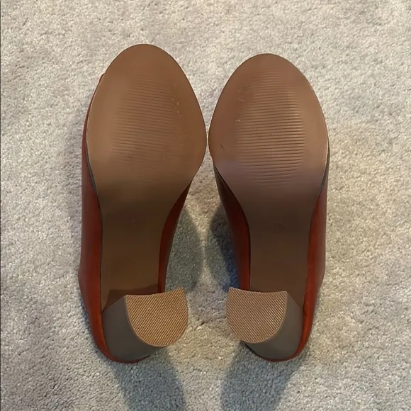 Seven7 Women's Brown Peep Toe Mules