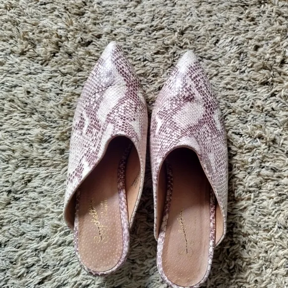 SEYCHELLES LEATHER SNAKE /LIZARD SKIN pointy toe mules SLIDES sz 9