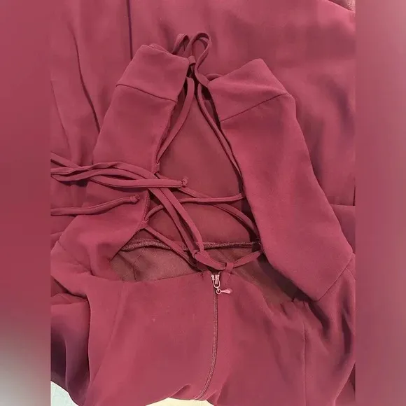 Show Me Your MuMu Godshaw Goddess Merlot Strappy Gown Size Medium Bridesmaid