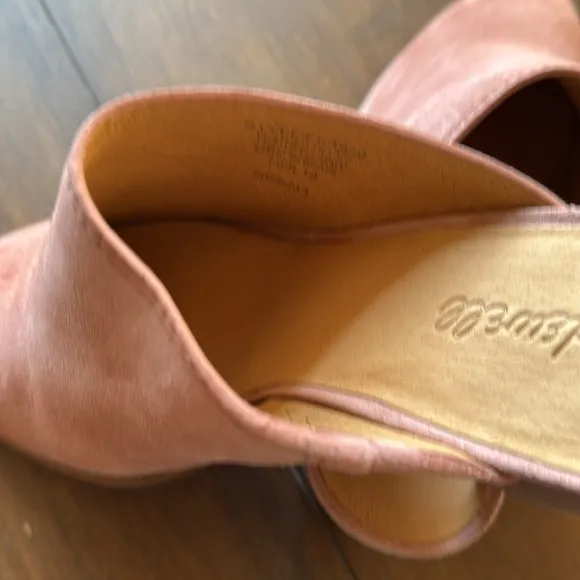 Size 8.5 Madewell The Harper Mule in Suede in old rose pink