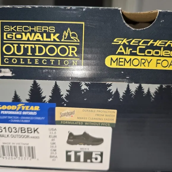 Skechers Men's Size 11.5 Go Walk Outdoor-Athletic Slip On Trail Hiking Shoes