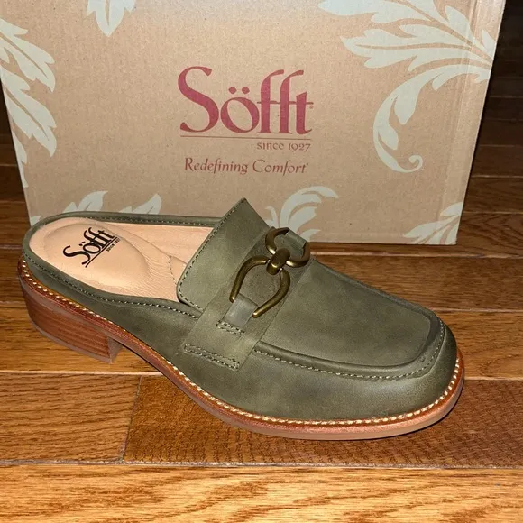 Sofft Suede Rosalia Comfort Slip On Mules Fern Green &amp; Gold Accents Women’s 6