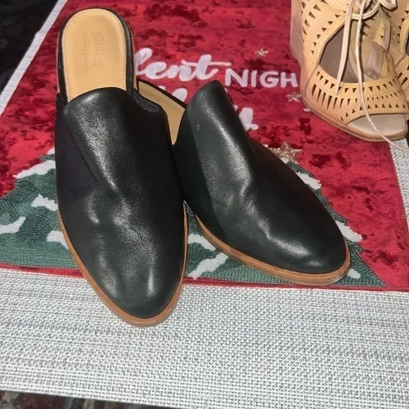 Soludos Black Leather Slides,  size  9