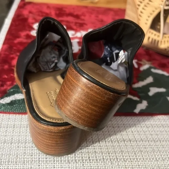 Soludos Black Leather Slides,  size  9