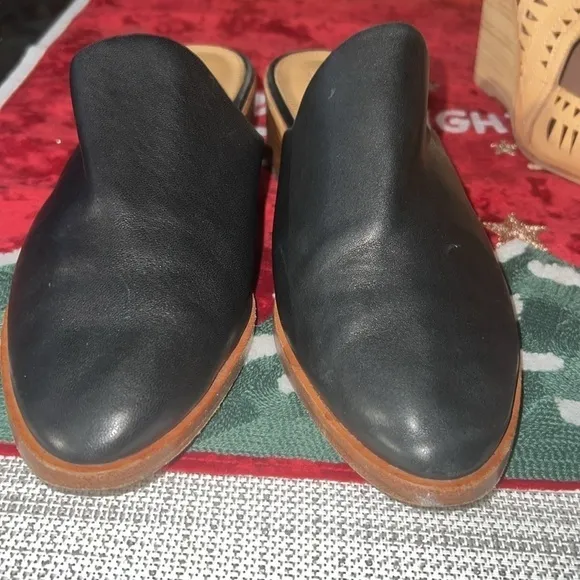 Soludos Black Leather Slides,  size  9