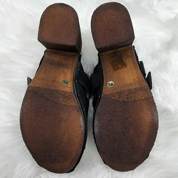Splendid Size 7.5 Hummingbird Italian Made Black Suede Corduroy Pattern Mules