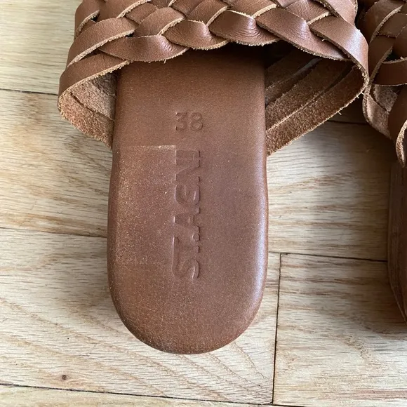ST. AGNI Tan Leather PARIS WOVEN MULES