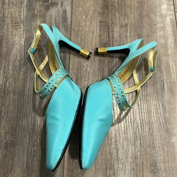 ST. JOHN Aqua Slingback rhinestone heels Made In Italy size 9 something blue