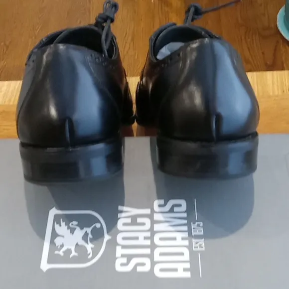 Stacy Adams men's dress shoes-LIKE NEW