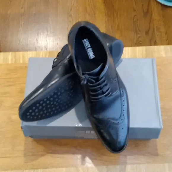 Stacy Adams men's dress shoes-LIKE NEW