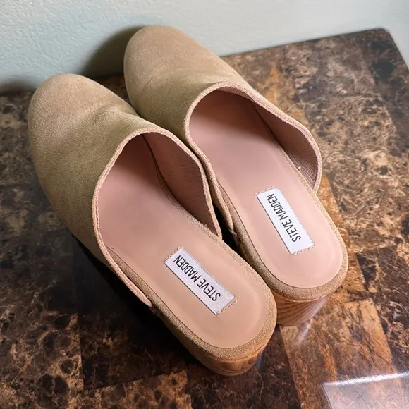 Steve Madden 11 Brooklyn-1 Leather Studded Clogs mules