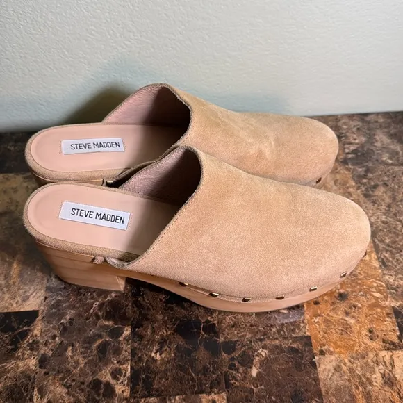 Steve Madden 11 Brooklyn-1 Leather Studded Clogs mules