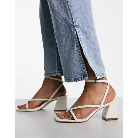 Steve Madden Alaina Strappy Block Heel Sandals in White Leather Size 8
