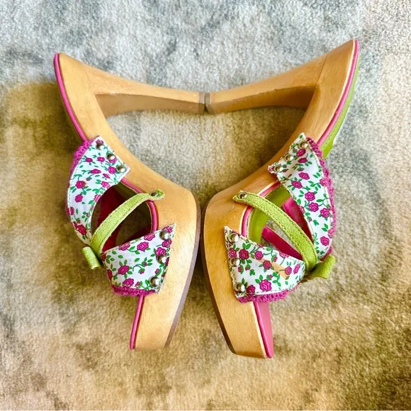 Steve Madden Luckii vintage open toe sandal platform heels y2k floral pink green