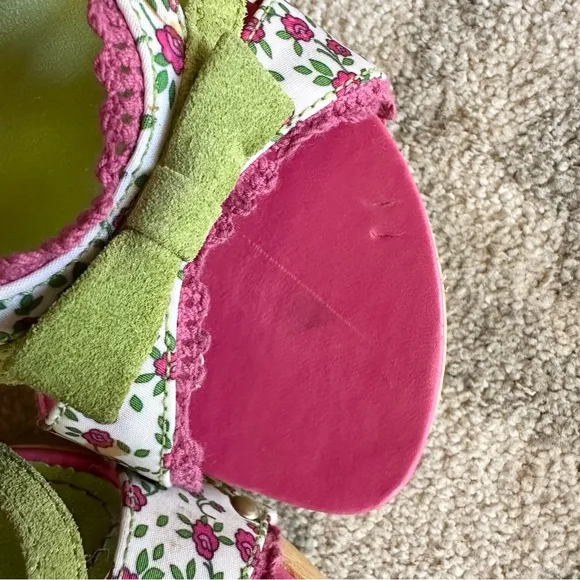 Steve Madden Luckii vintage open toe sandal platform heels y2k floral pink green
