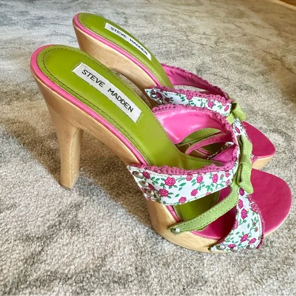 Steve Madden Luckii vintage open toe sandal platform heels y2k floral pink green