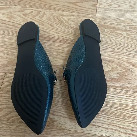 Steve Madden SZ 8M forever chain pointed toe mules .