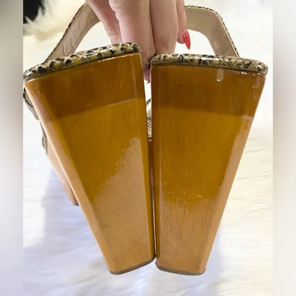 Steve Madden Vintage 90s Y2K Trixie Wood Platform Strappy Heels Brown 8