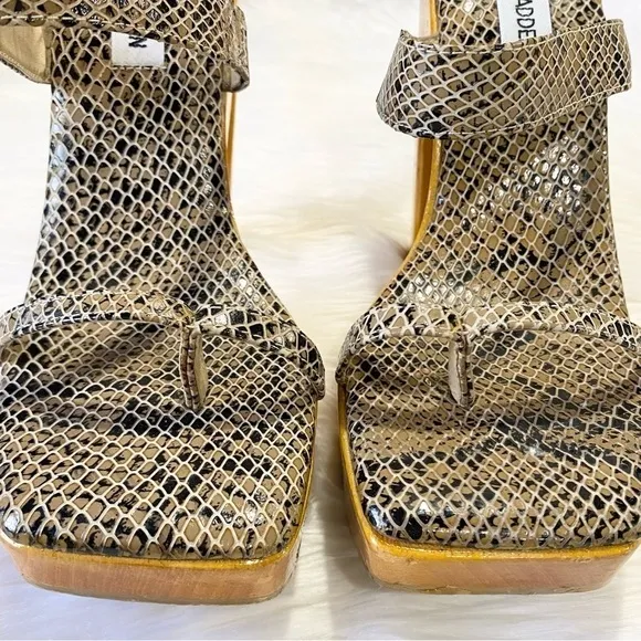 Steve Madden Vintage 90s Y2K Trixie Wood Platform Strappy Heels Brown 8
