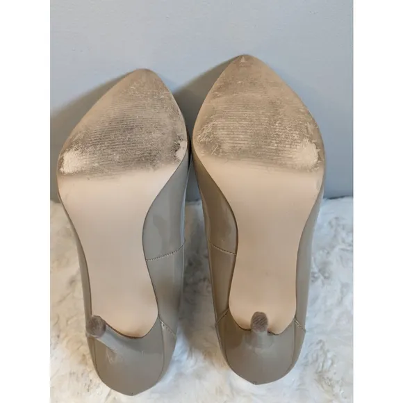 Steve Madden Women's Nude Patent Leather Pumps Heels Sz 7.5 EUC