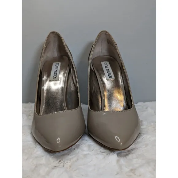 Steve Madden Women's Nude Patent Leather Pumps Heels Sz 7.5 EUC