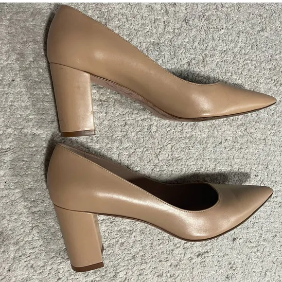 Stuart Weitzman 75 Block Pump 8 1/2 8.5 Leather Heels Pointed Toe Tan MSRP $475