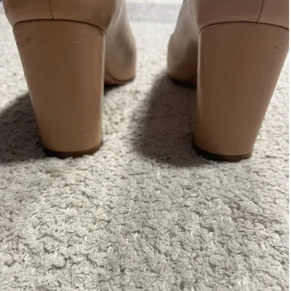 Stuart Weitzman 75 Block Pump 8 1/2 8.5 Leather Heels Pointed Toe Tan MSRP $475